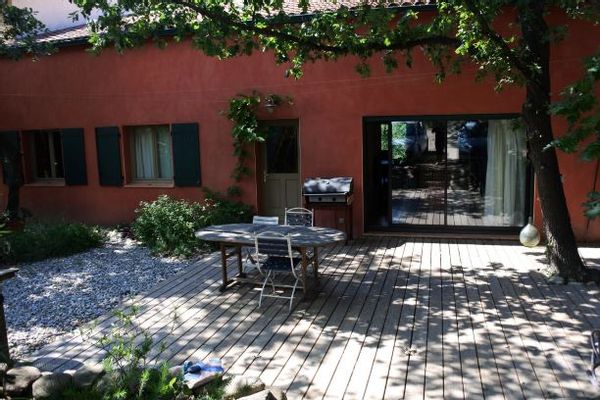 Chez nous