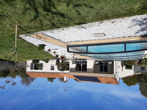 Maison avec piscine à 15 mn de l'océan atlantique