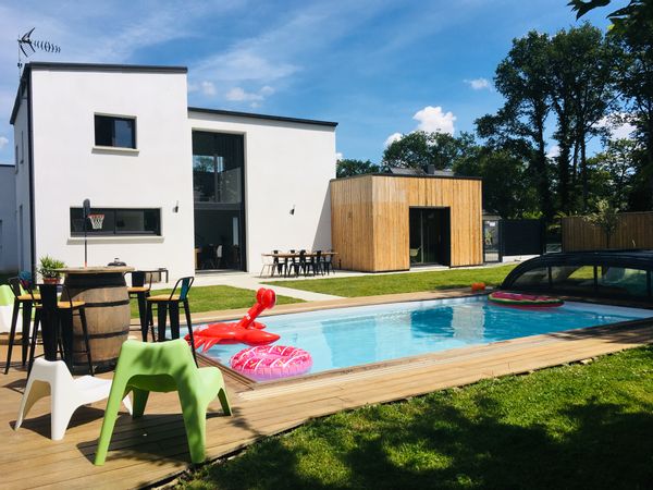 Maison moderne avec Piscine en Bretagne - France