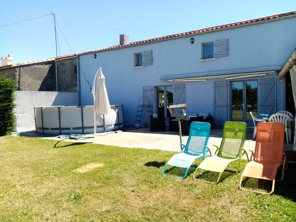 La maison bleue d'Emmanuelle & Sébastien