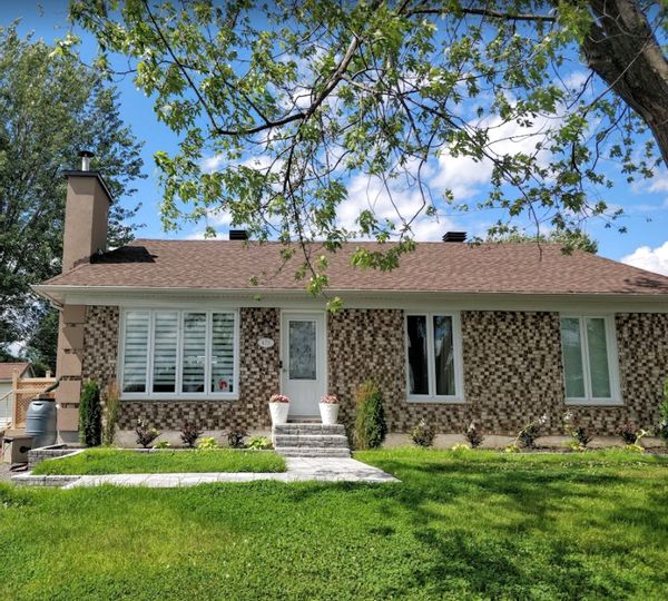 Bungalow deux étages dans la ville de Québec