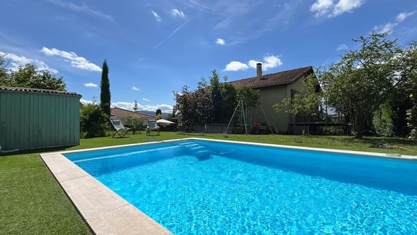 Maison familiale à 20 minutes de Lyon Promenade dans les pierres dorées/ vélos / piscine