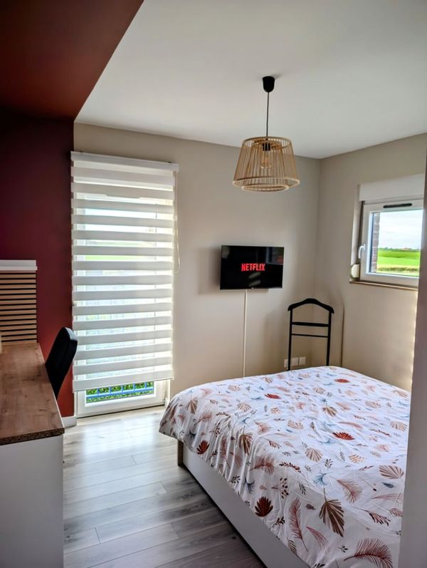 chambre privée avec salle de bain privative chez Franck