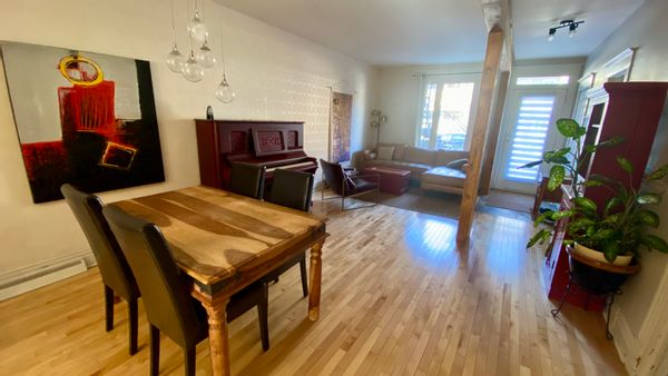 Confortable condo sur deux étages en plein coeur de Québec