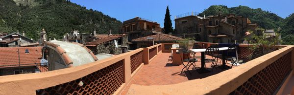 Casa di Barbara - Appartement de vacances confortable dans le village de montagne d'Airole, Ligurie