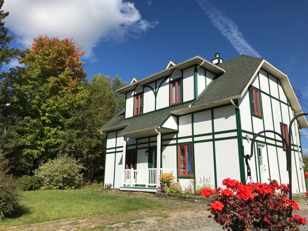La maison de Caroline et sa famille.