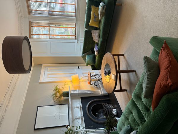 Modern, spacious home in Edinburgh with garde(available during Edinburgh festival!)