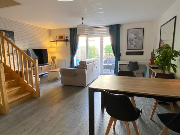 Maison spacieuse proche de Bordeaux et vignoble, avec parking