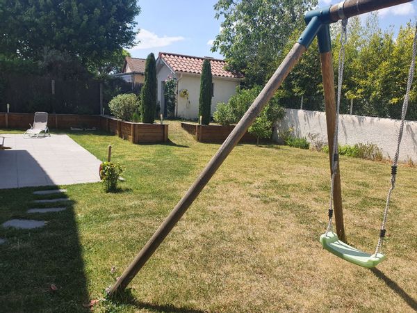 À 25 min de Lyon : maison au calme avec jardin et terrasse