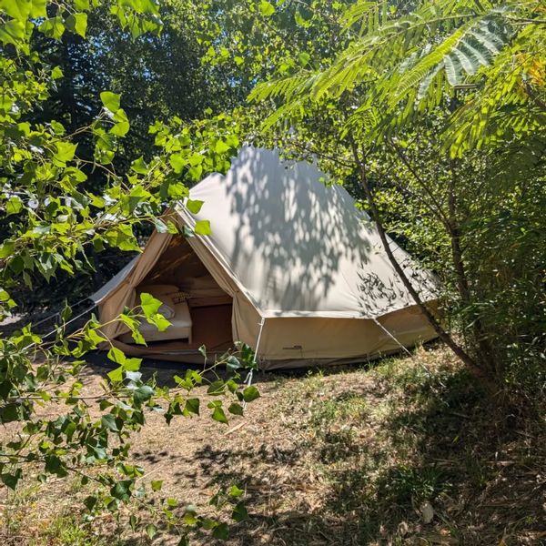 La tente nomade dans la nature
