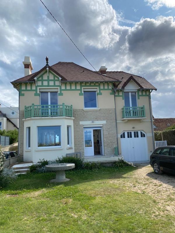 villa de front de mer en Normandie
