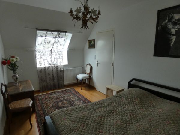 La chambre privée à Saint-Grégoire, 1/2 heure de Rennes en bus.