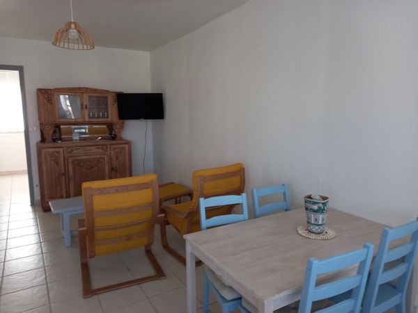 La maison de Christine est à 50m de la plage