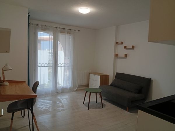 La maison de Caroline Studio proche de l'université de Grenoble, entièrement rénové