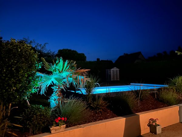 Maison avec piscine pour échange été 2026
