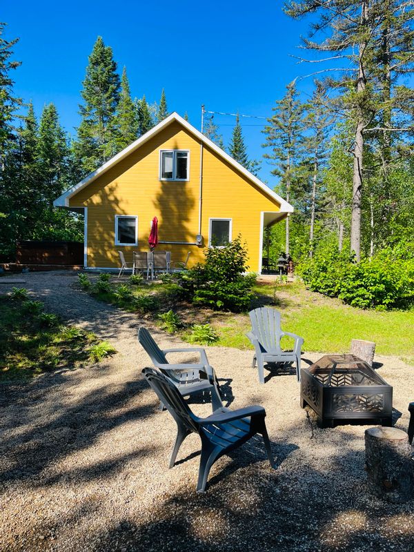 Zenitude familiale vallée bras du nord , 1h de Québec