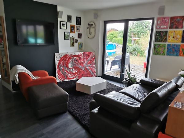 La maison de Gautier et Vanessa, quartier calme à 15 minutes à pied de la plage..