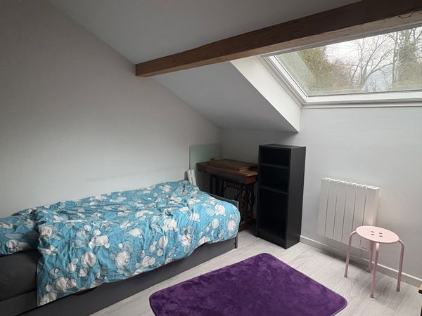 Chambre lit gigogne 2 personnes dans la nature.
