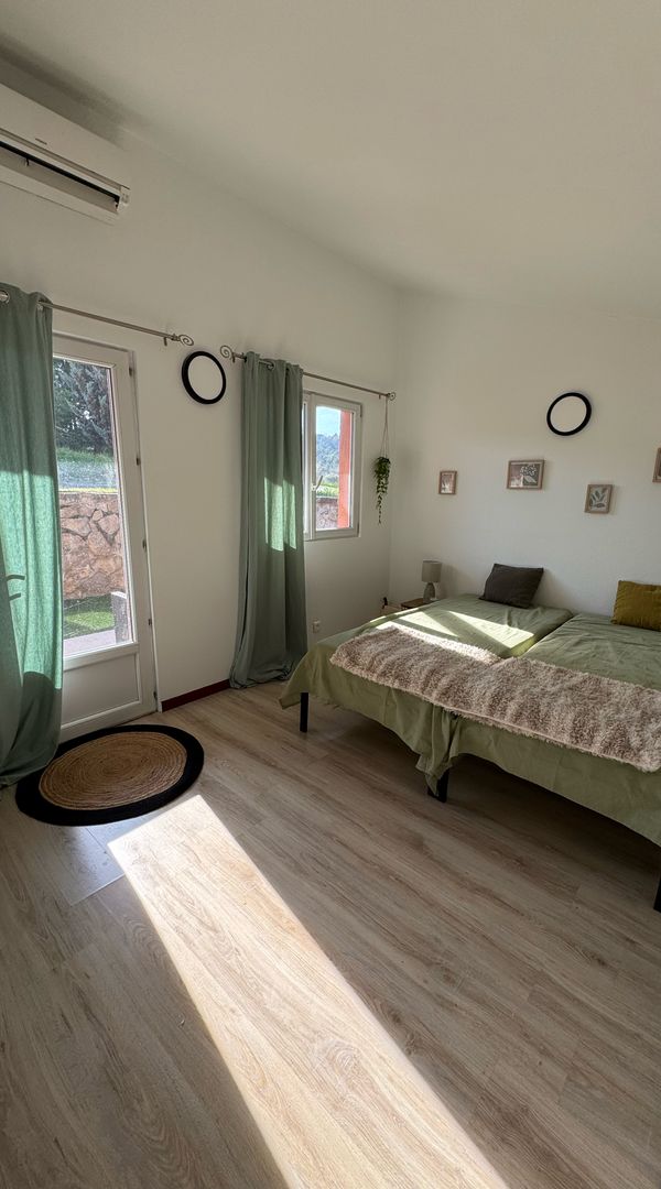 Joli T1 dans une propriété en Provence avec piscine/sauna