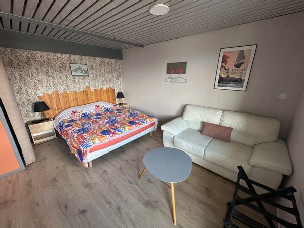 Studio dans villa au calme proche d'Annecy