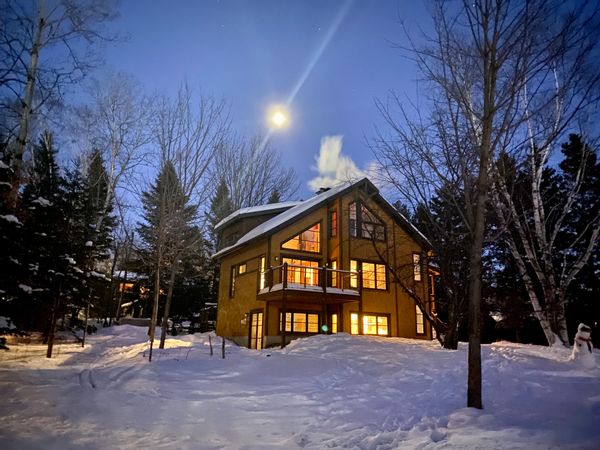 Julie - maison (Québec) ski vélo