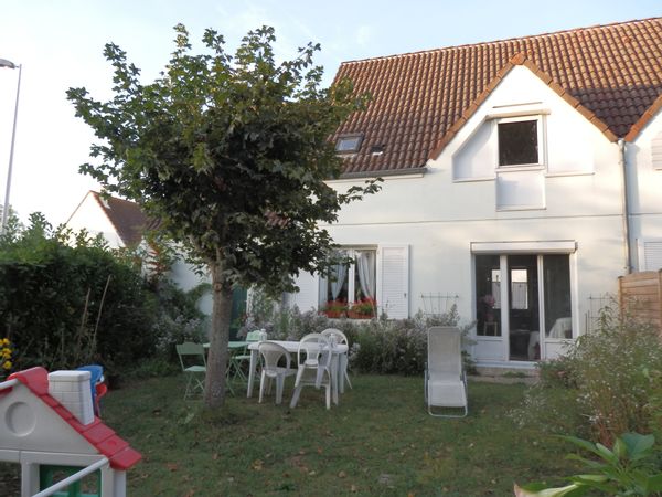 La maison d Evelyne  simple et calme