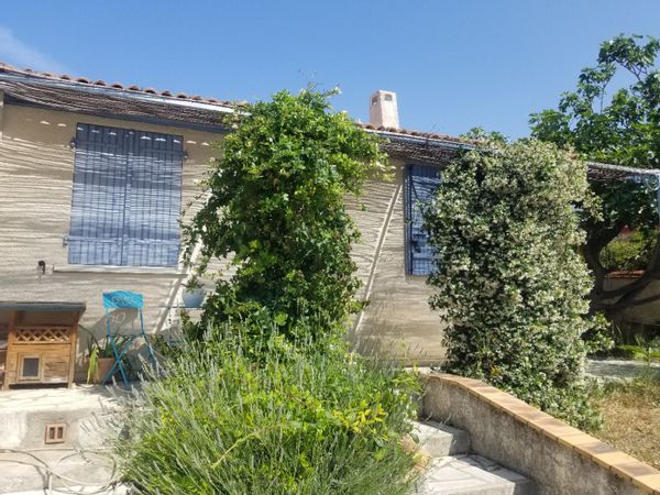 La maison de Maud et Younes: soleil, mer et montagne.