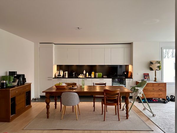 Strategic pied-à-terre