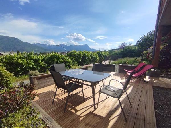 Appartement Embrun avec extérieur - lac de Serre-Ponçon