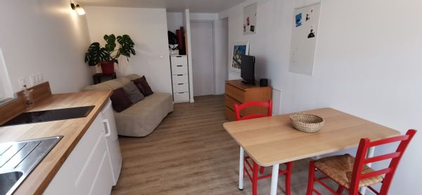 Agréable F2 indépendant dans une maison