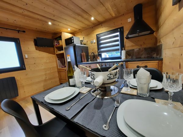Appartement cosy au style chalet savoyard et à la décoration moderne