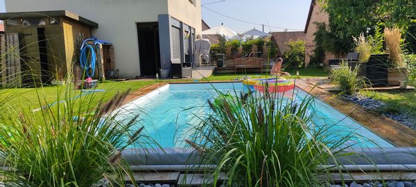 Grande maison en Alsace avec piscine et jardin - pas de groupe