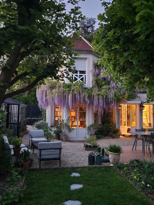 Une maison au calme à 20 minutes de Paris, chez Emmanuelle et Denis