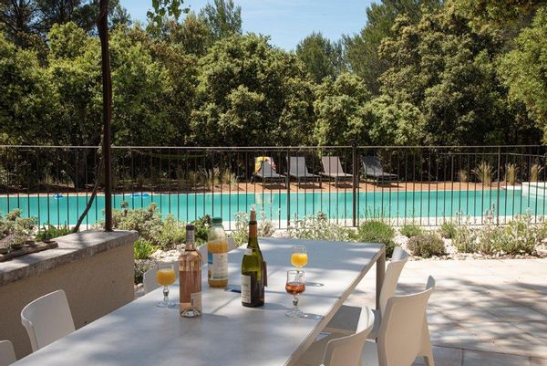 Villa d'architecte en plein coeur de Provence