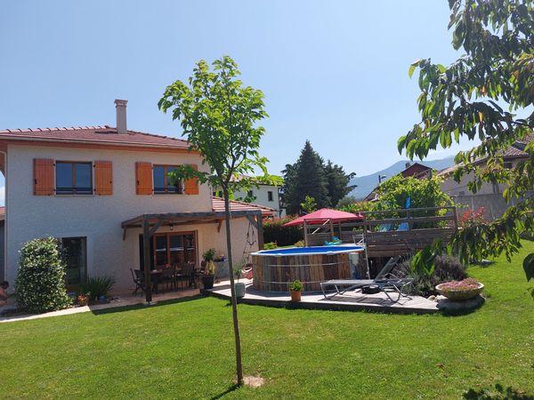 Maison au coeur des montagnes