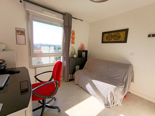 Chambre calme dans appartement T3