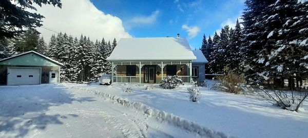 Chalet en bord de rivière