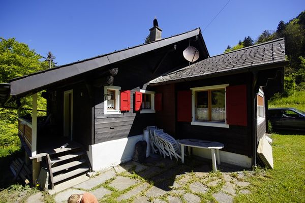 Le chalet "Les Ecureuils", c'est son nom, devinez pourquoi ???