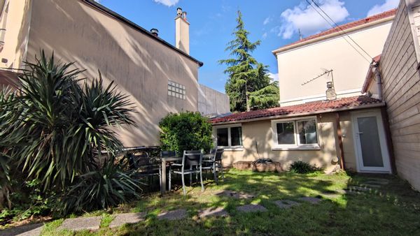 Maisonnette aux bords de Marne