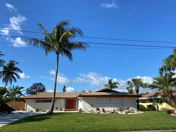 La maison de Dianna & family