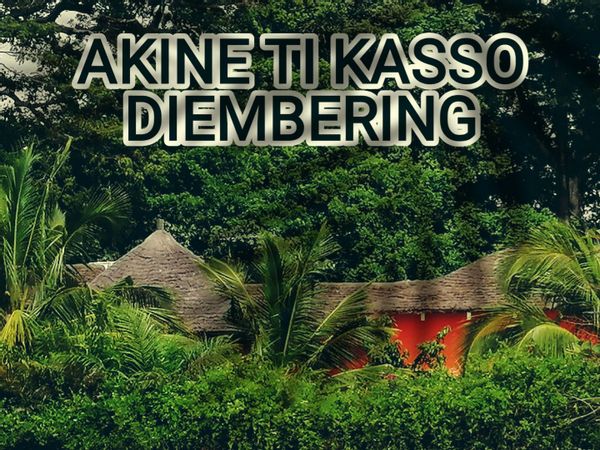 Villa avec petite piscine, entre village et océan en Casamance. Jardin arboré et fleuri.
