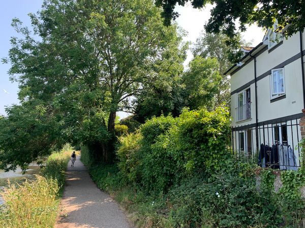 La maison de paul and claire