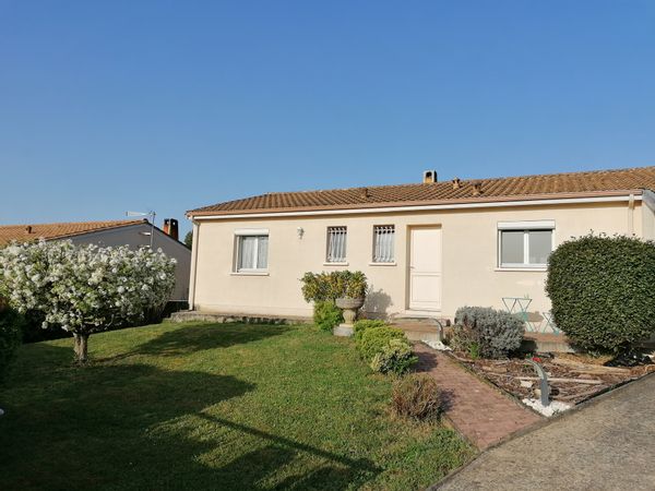 Maison avec jardin, clim, calme, proche de Bordeaux