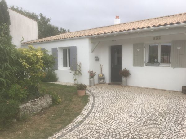 La maison de Michel, Valerie