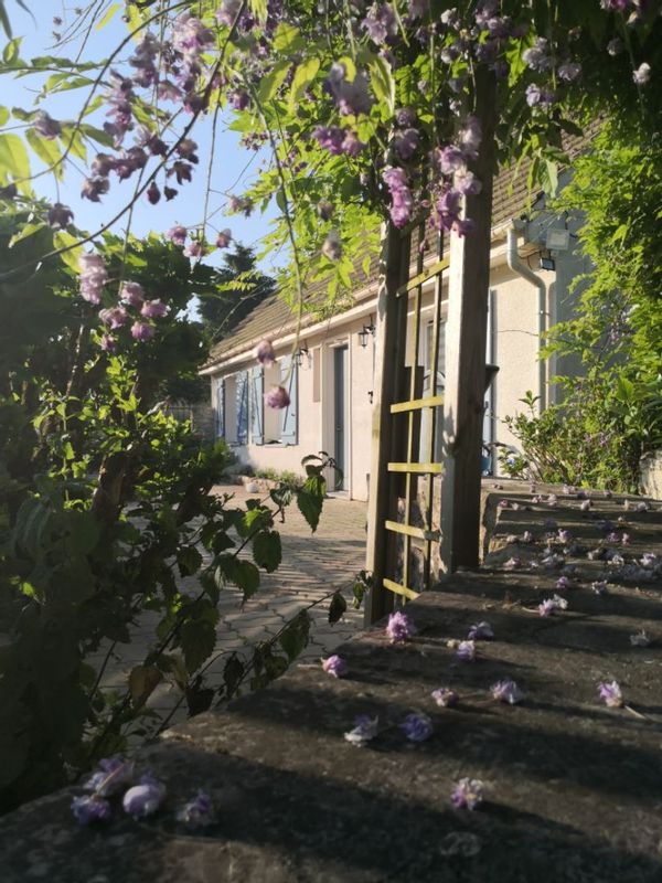 Grande maison au calme dans la campagne Picarde