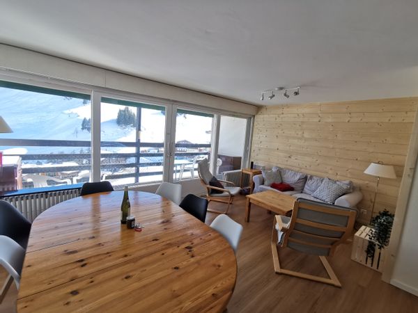 Appartement dans les Alpes suisses - non disponible pendant la saison d’hiver