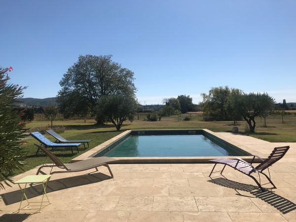 Maison en pierres de charme, piscine, 8 couchages à Upie, Drôme, pour le mois d'août