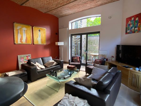 Chambre d’amis dans jolie maison rénovée dans le centre de Saint-Omer (maison entière pdt vacances)