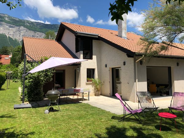 Home Sweet Home, face aux montagnes  alpines