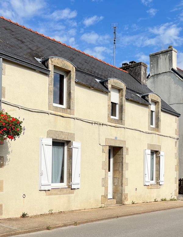 Coeur de Fouesnant , authentique maison 4 personnes avec jardin proche plages, commerces restaurants